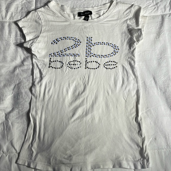 Vintage Bebe Y2K Women’s White W/sequins Tee Shirt Size Medium - Picture 1 of 5